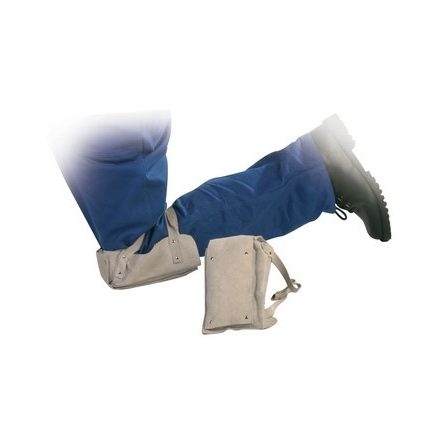 Térdvédő Bőrből, Szivacsbéléssel, Csatos Pánttal